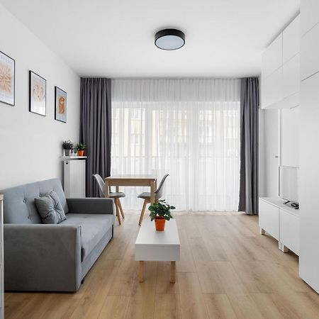 Nowoczesne I Eleganckie Apartamenty Very Berry W Poznaniu By Noclegi Renters Экстерьер фото