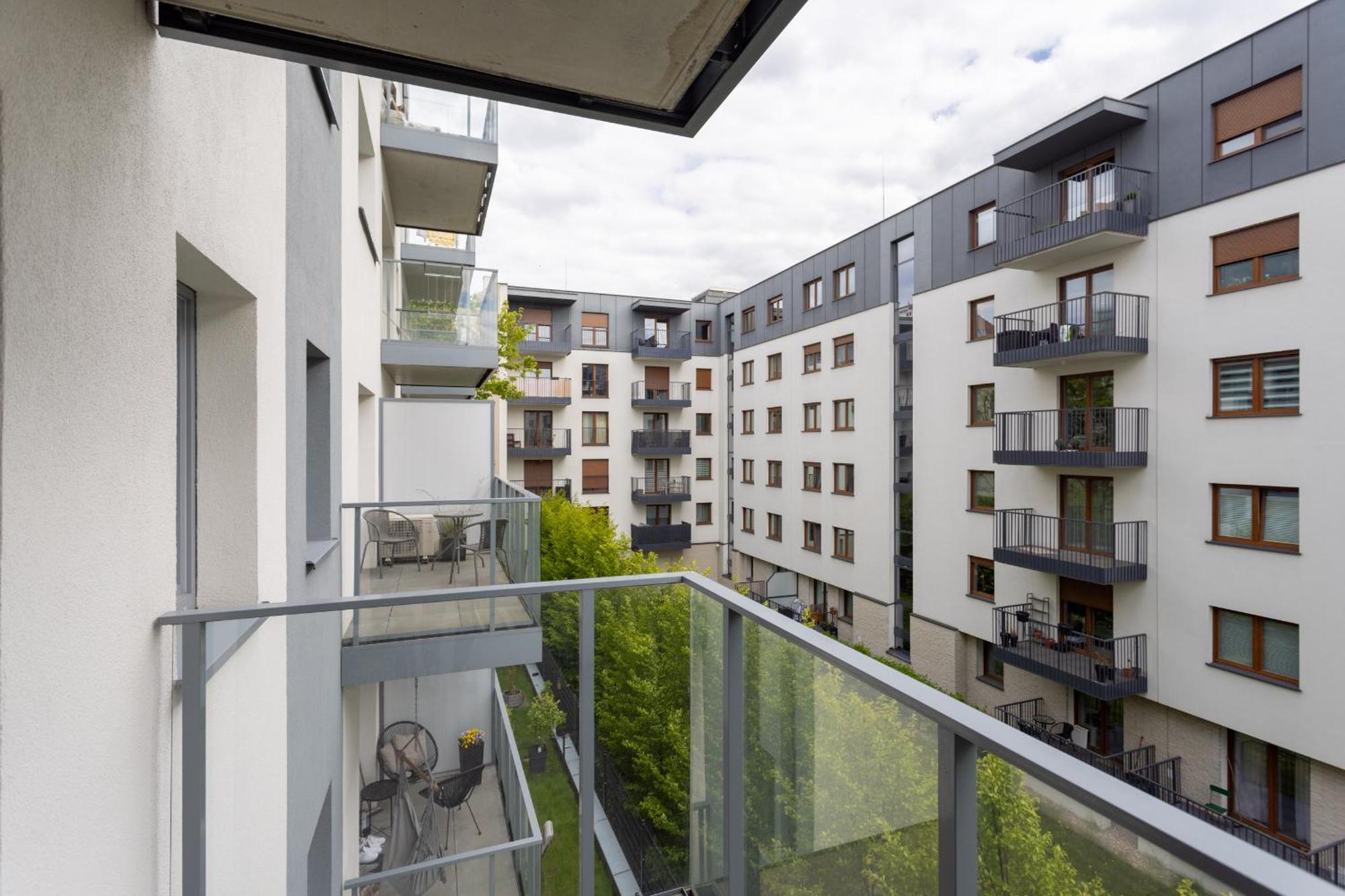 Nowoczesne I Eleganckie Apartamenty Very Berry W Poznaniu By Noclegi Renters Экстерьер фото